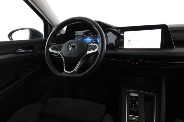 Volkswagen Golf image 9