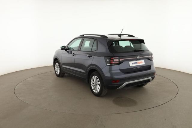 Volkswagen T-Cross image 2