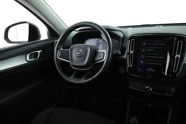 Volvo Xc40 image 2