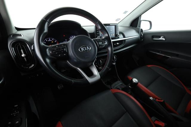 Kia Picanto image 8