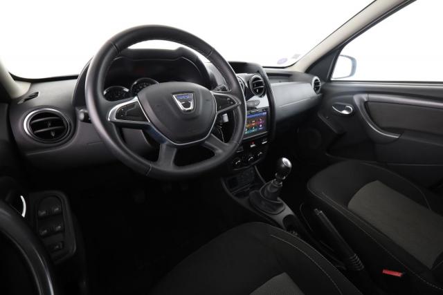 Dacia Duster image 1
