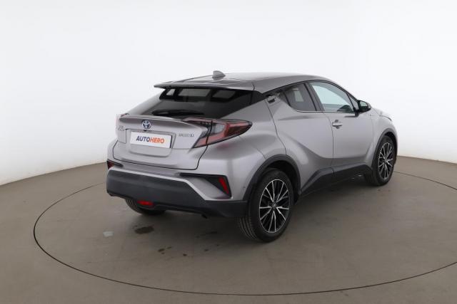 Toyota C-Hr image 4