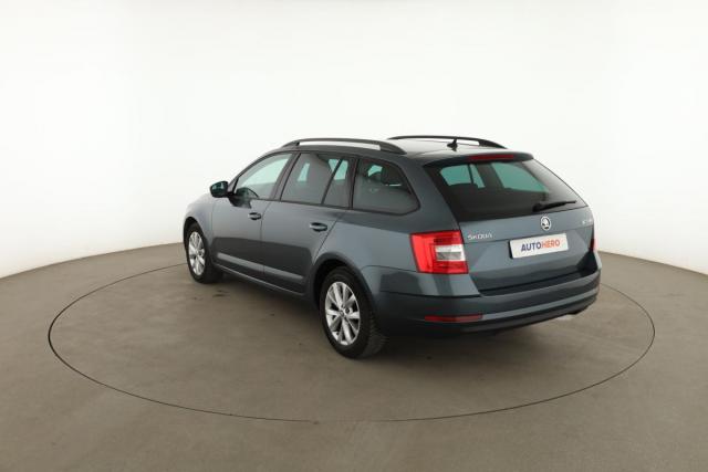 Skoda Octavia image 6