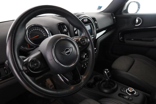 Mini Countryman image 9