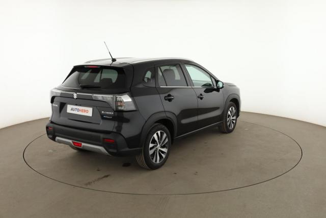 Suzuki S-Cross image 5