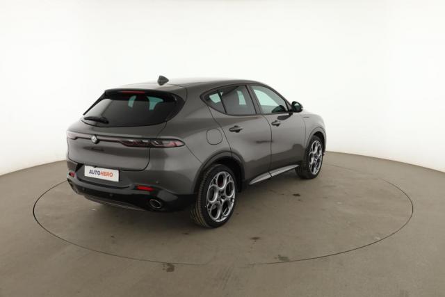 Alfa Romeo Tonale image 8