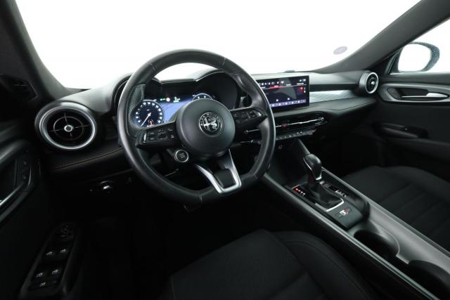 Alfa Romeo Tonale image 6