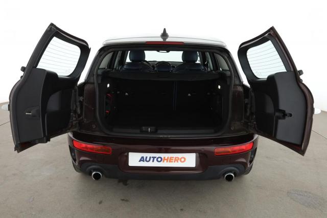 Mini Clubman image 7