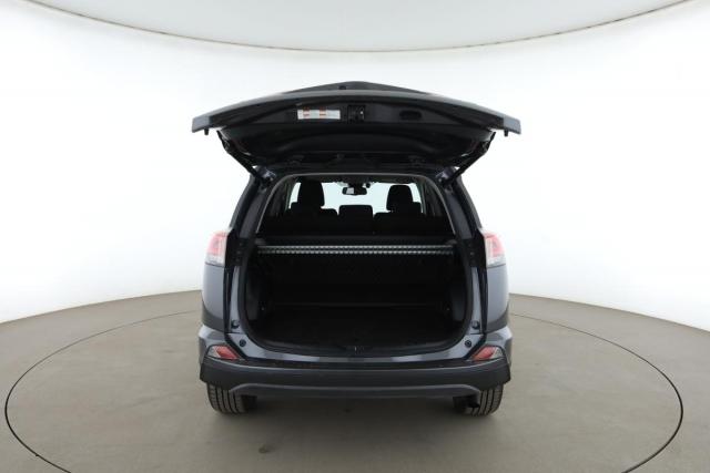 Toyota Rav4 image 6