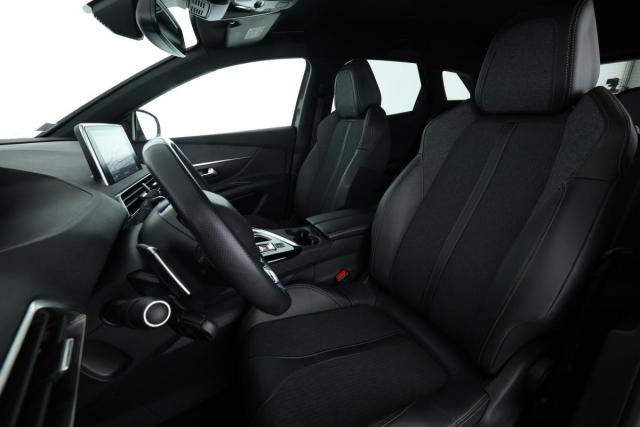 Peugeot 3008 image 8
