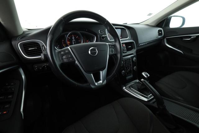 Volvo V40 Cross Country image 3