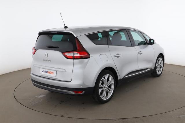 Renault Grand Scénic image 9