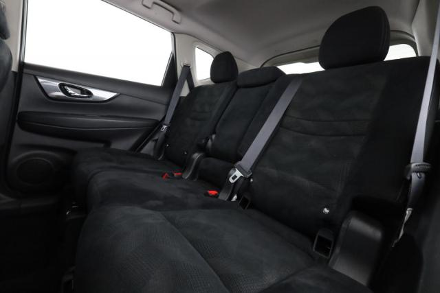 Nissan X-Trail image 5