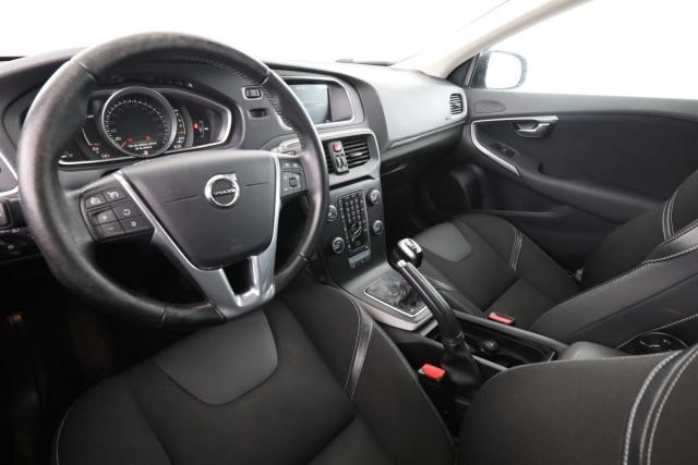 Volvo V40 image 7