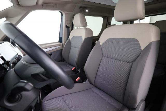 Volkswagen Multivan image 2