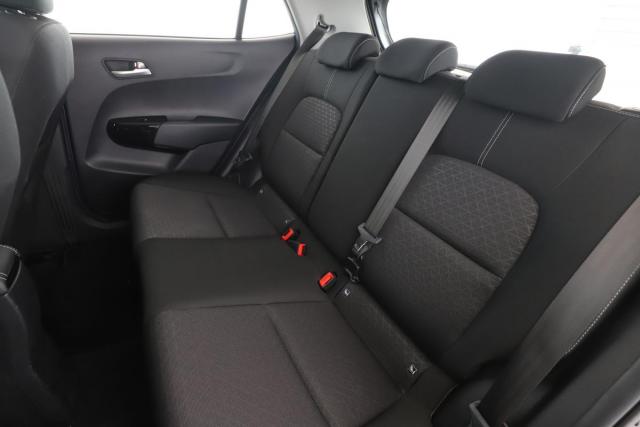 Kia Picanto image 1