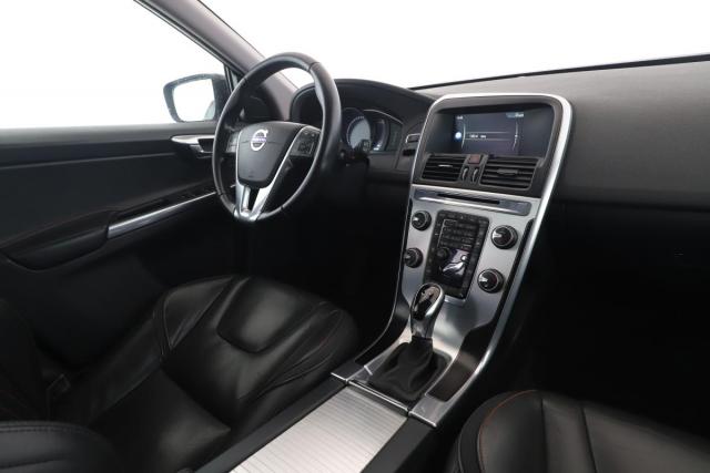 Volvo Xc60 image 9