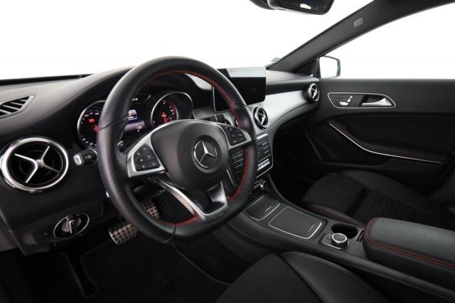 Mercedes Benz Gla image 9