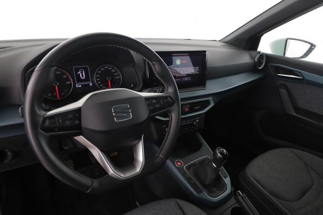 Seat Arona image 2