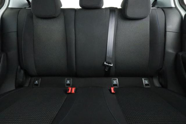 Peugeot 308 image 1