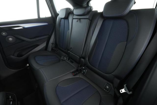 Bmw X1 image 4