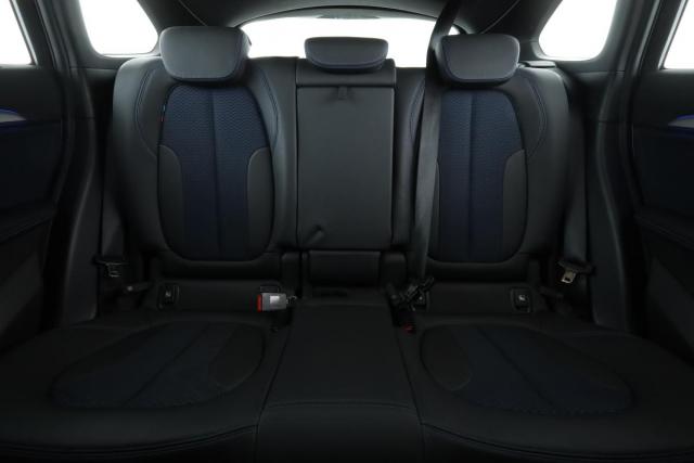 Bmw X1 image 8