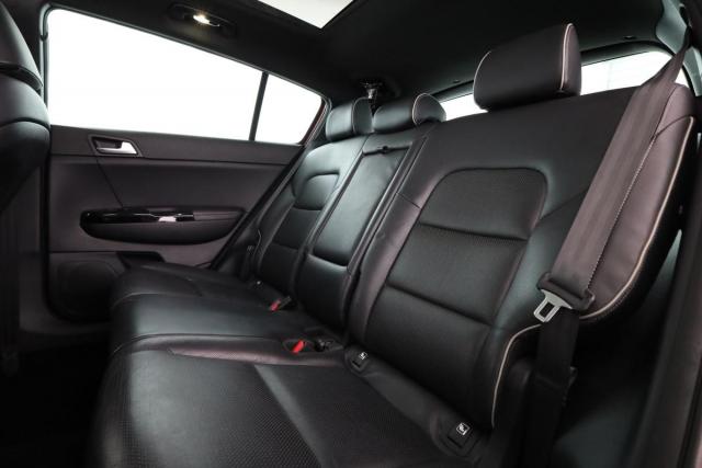 Kia Sportage image 5