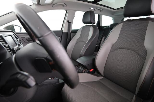 Seat Leon image 2