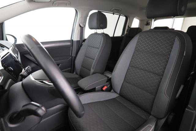 Volkswagen Touran image 1