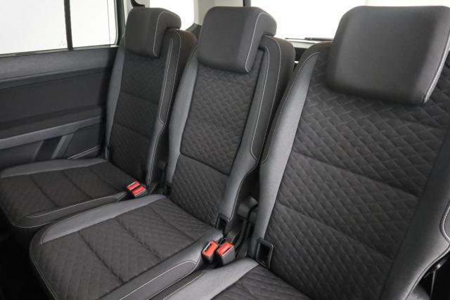 Volkswagen Touran image 6