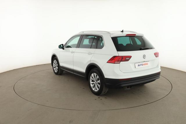 Volkswagen Tiguan image 9