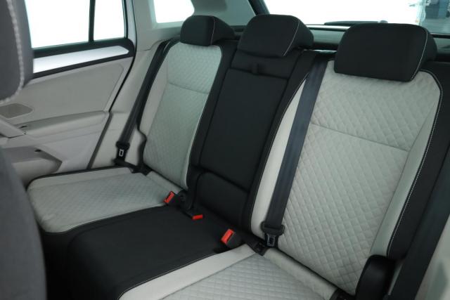 Volkswagen Tiguan image 8