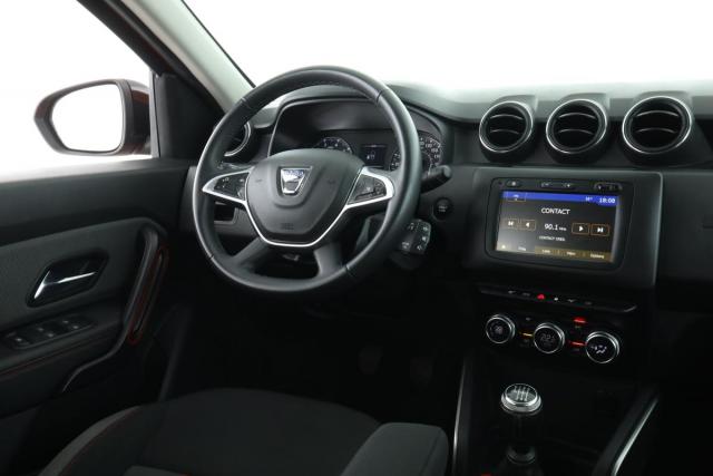 Dacia Duster image 1