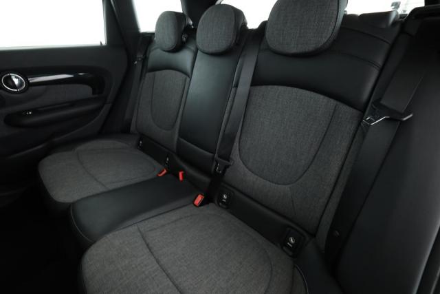 Mini Clubman image 5