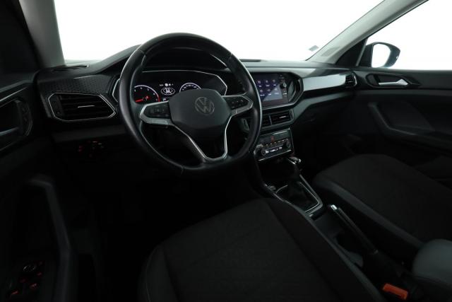 Volkswagen T-Cross image 8
