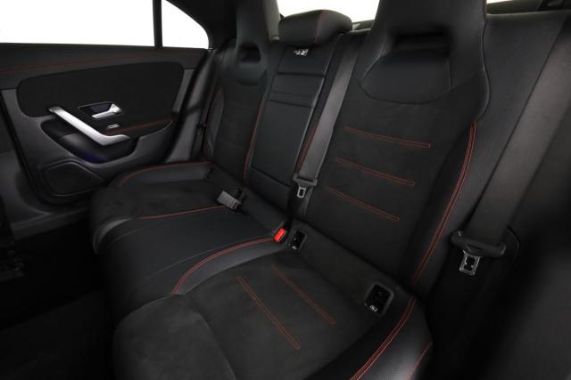 Mercedes Benz Cla image 7