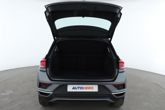 Volkswagen T-Roc image 7