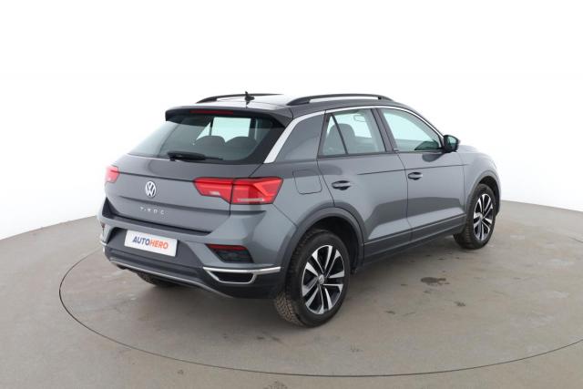Volkswagen T-Roc image 9