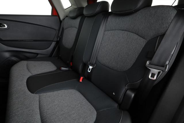 Renault Captur image 8