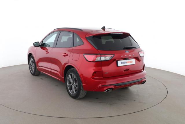 Ford Kuga image 9