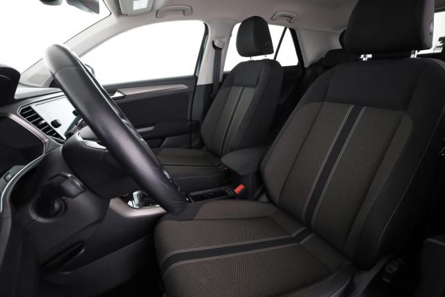 Volkswagen T-Roc image 3