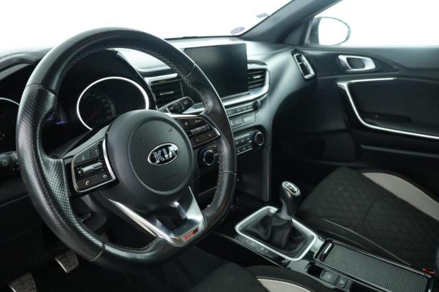 Kia Ceed image 7