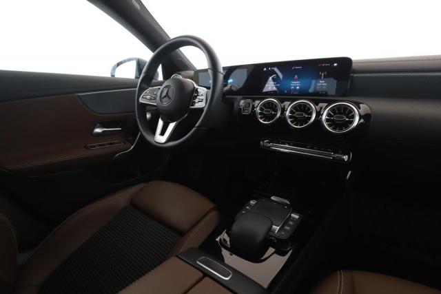 Mercedes Benz Cla image 7