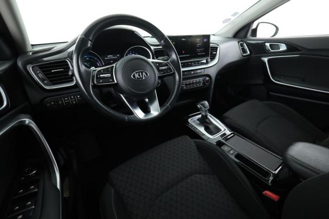 Kia Cee'D_sw image 1
