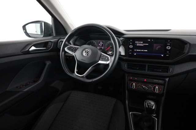 Volkswagen T-Cross image 3