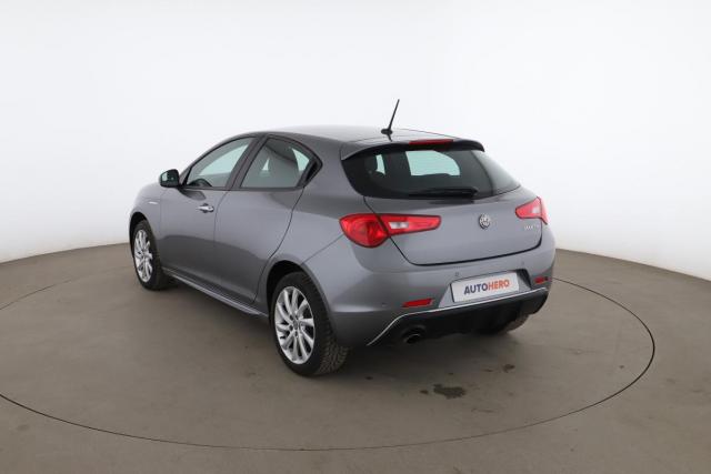 Alfa Romeo Giulietta image 4