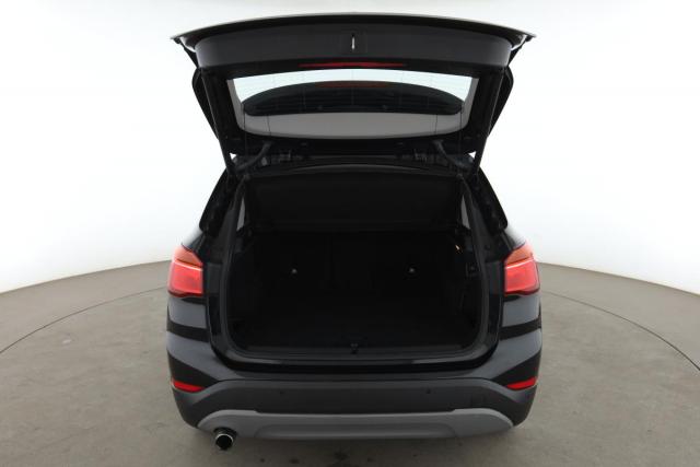 Bmw X1 image 2