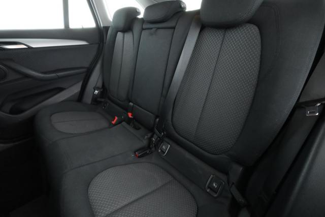 Bmw X1 image 9