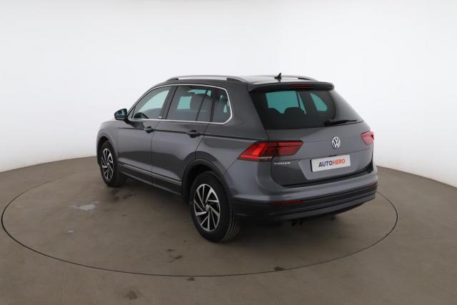 Volkswagen Tiguan image 6