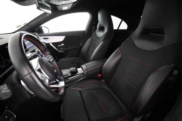 Mercedes Benz Cla image 3